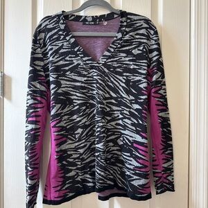 NIC+ZOE | Zebra Print | V-Neck Long Sleeve Top | Black and Pink | Women’s XXL